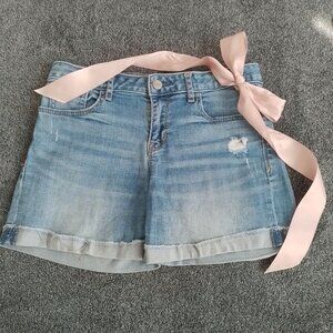 🌸 GAP Classic Denim Shorts 🌸